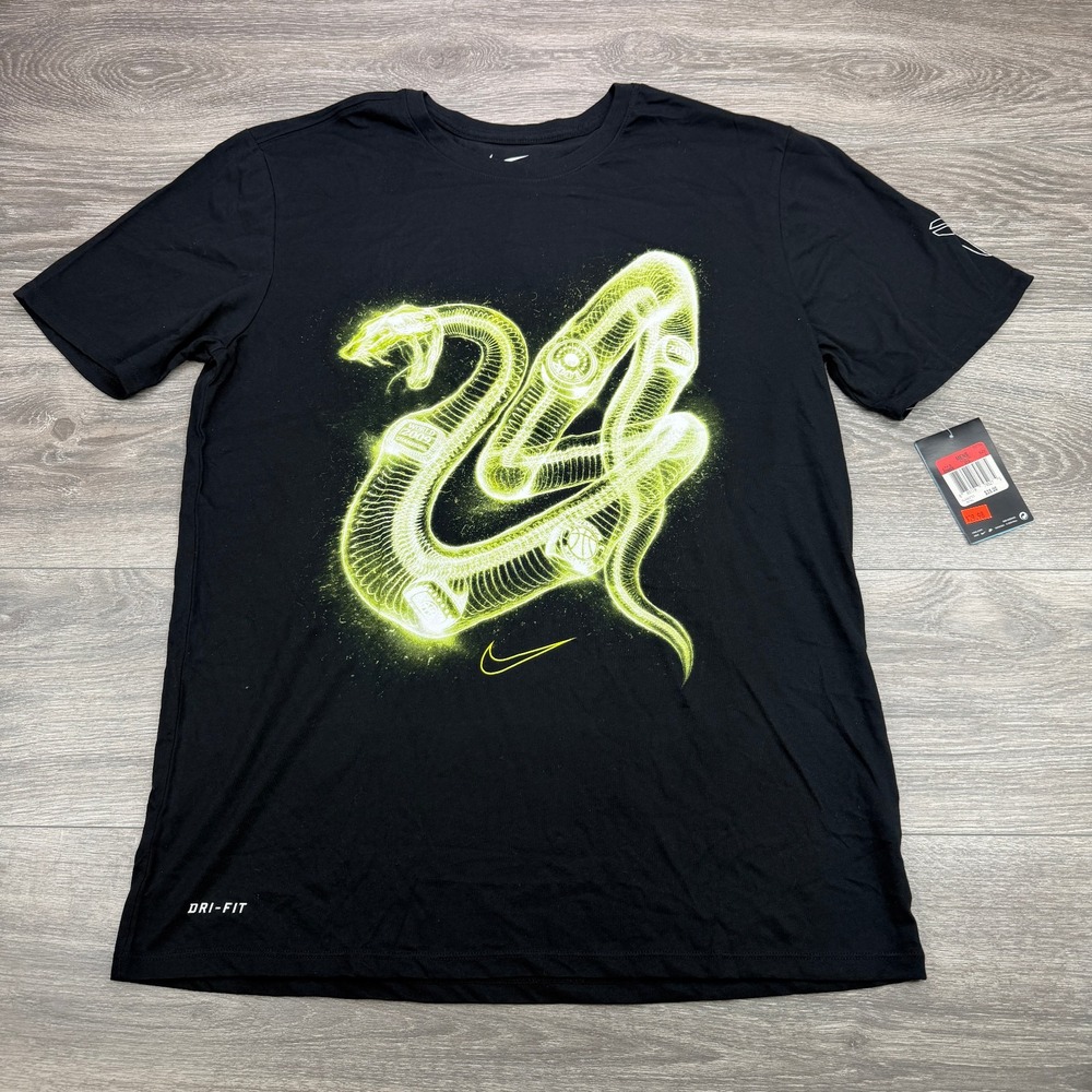 Nike Kobe Bryant T-Shirt Mens Large Black Mamba X-Ray Five Champ Rings Swoosh